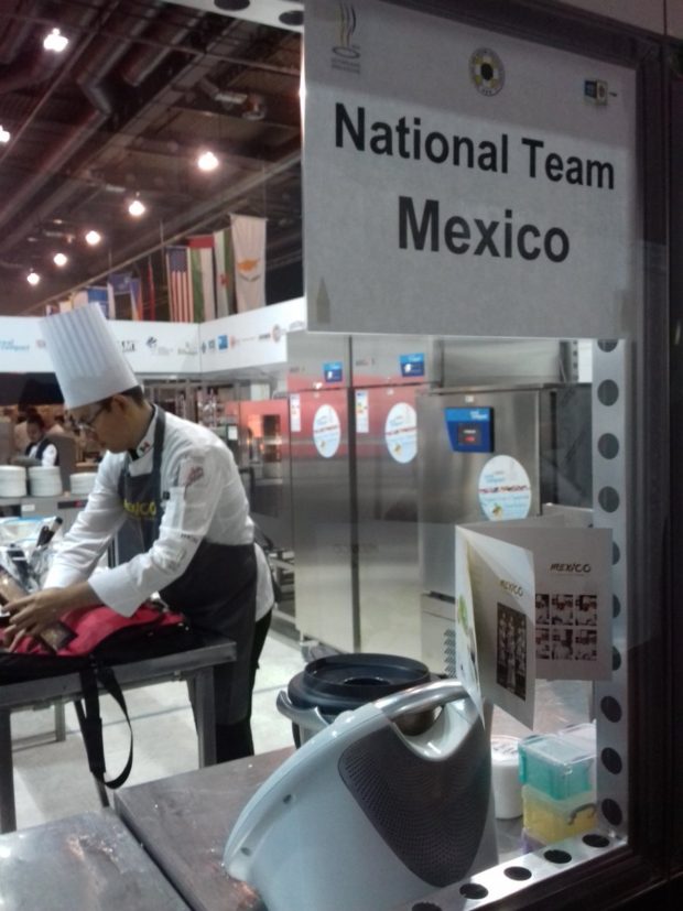 Estudiantes mexicanos que participaron en olimpiada alemana. //Foto: Escuela Culinaria de México.