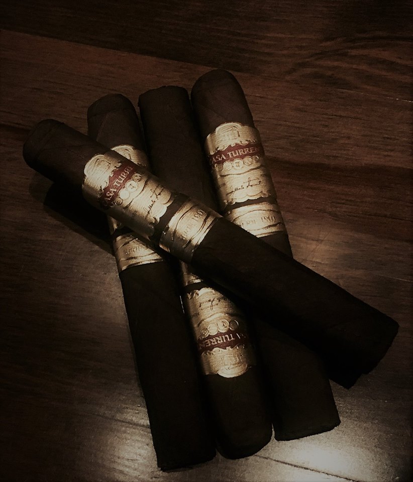 Casa Turrent, bares de cigarros.