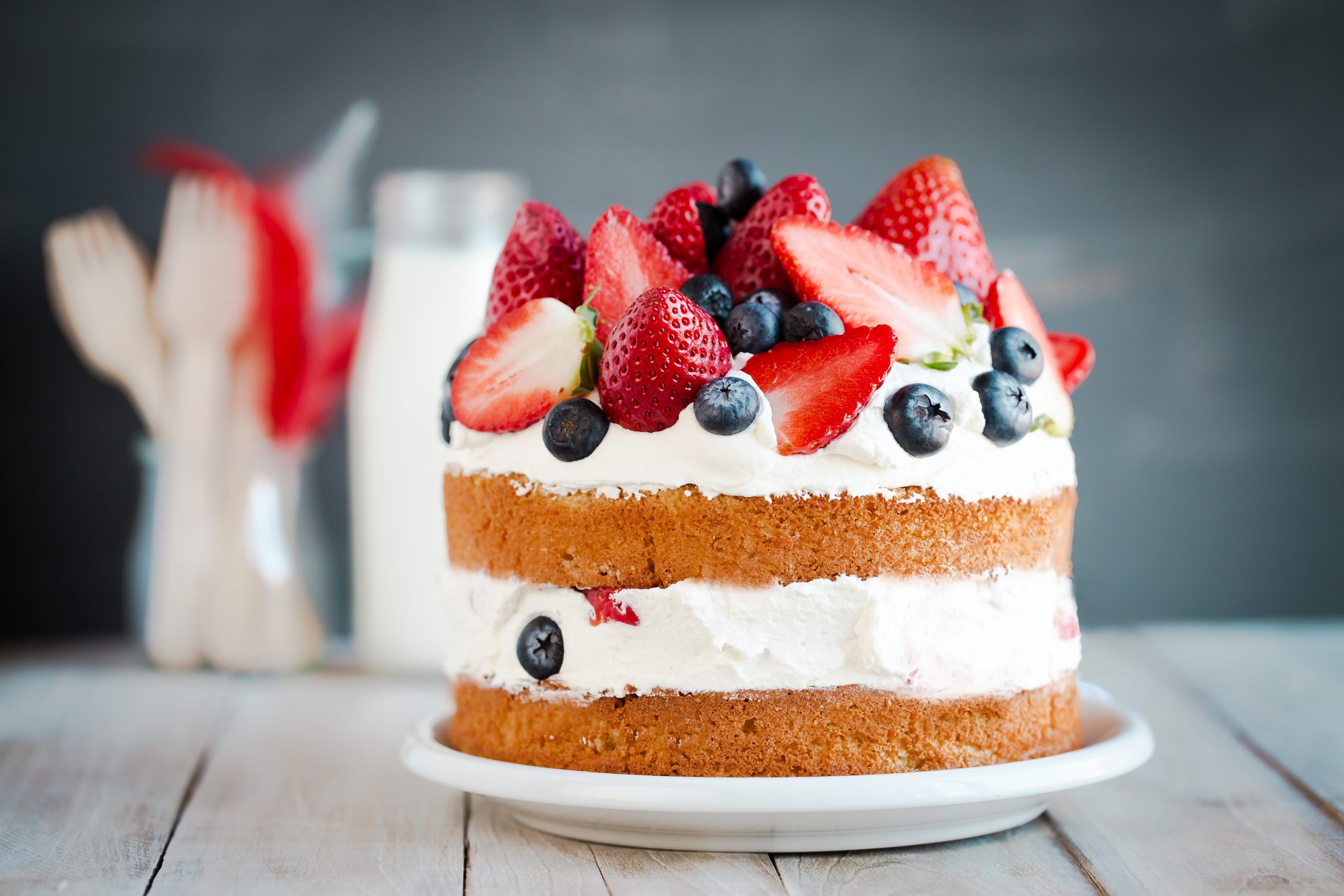 Cake's. Красивые торты. Красивые современные торты. Красивые торты фото. Небольшой тортик.